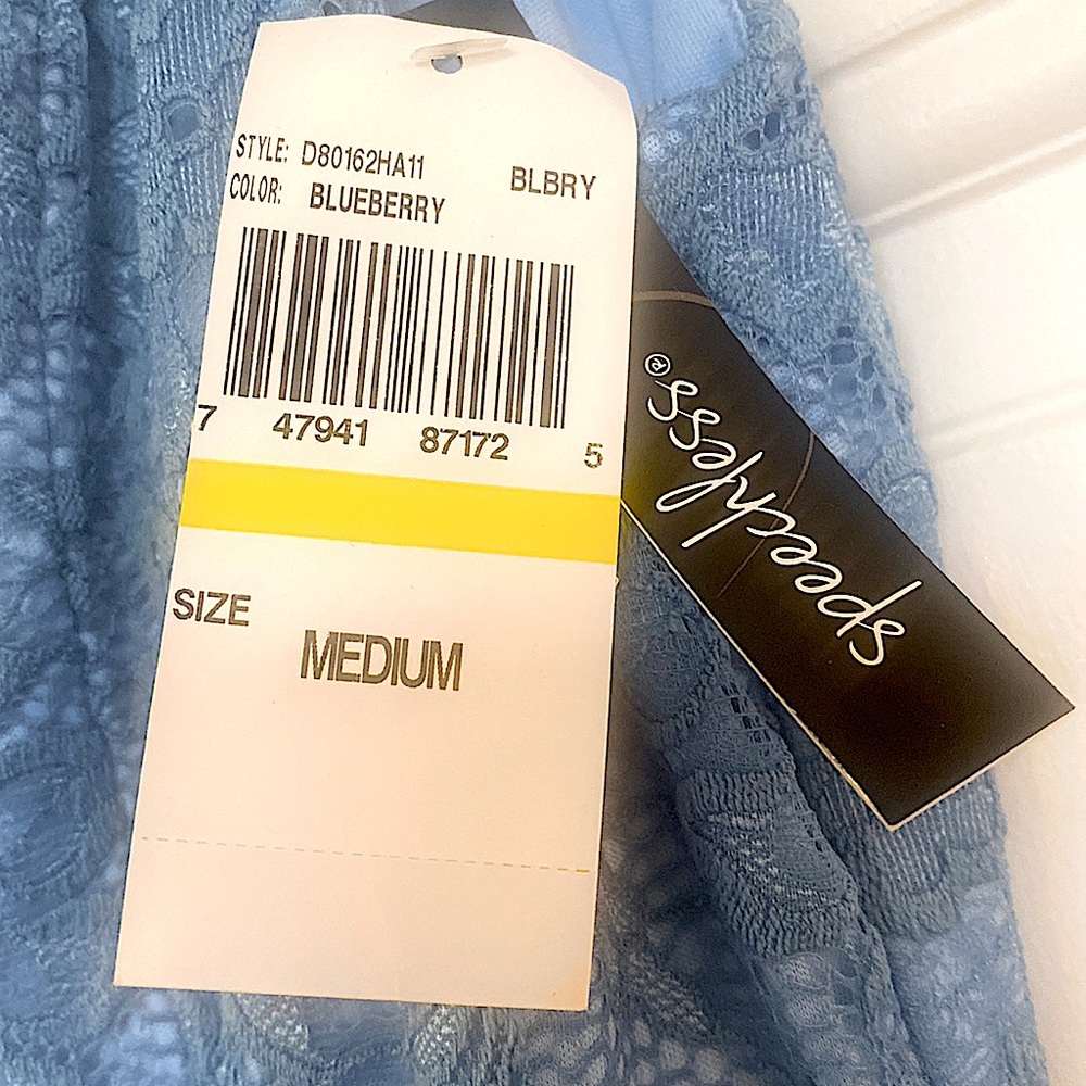Lacy light blue medium cocktail dress - Picture 6 of 6